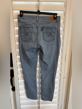 Levi’s Light Blue Jeans
